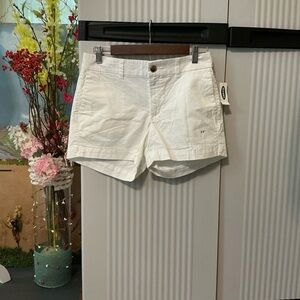 Old Navy Women's Cream Shorts